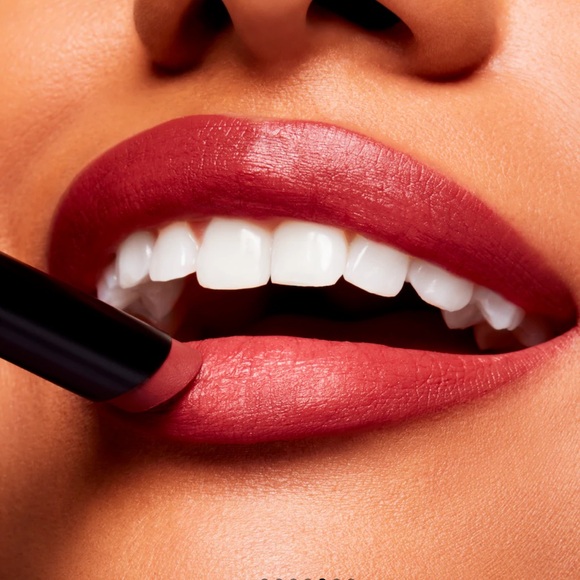 MAC Powder Kiss Velvet Blur Slim Stick NIB - Picture 3 of 6